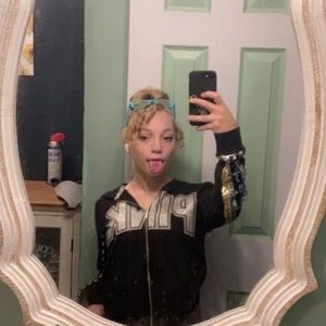 Meet your Posher, Natalia